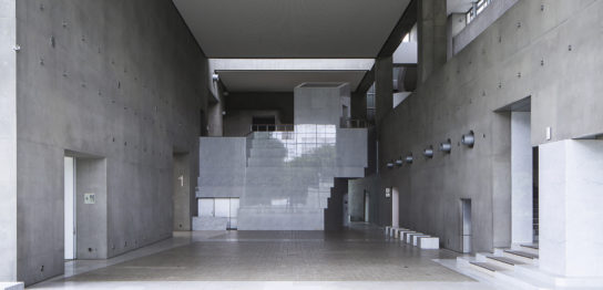 群馬県立近代美術館